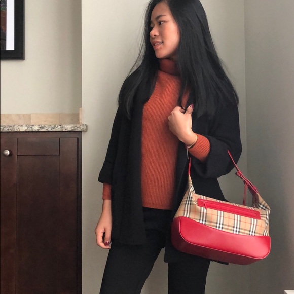 ❌SOLD❌ on my FB page “ Luxury Lovers” - Picture 8 of 8